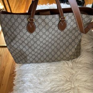 Gucci GG signature shoulder bag/ top handle